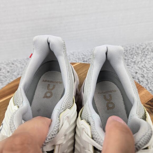 On Running Women 9.5 Cloudswift Glacier White Athletic Casual Daily Running Shoe - Picture 11 of 12